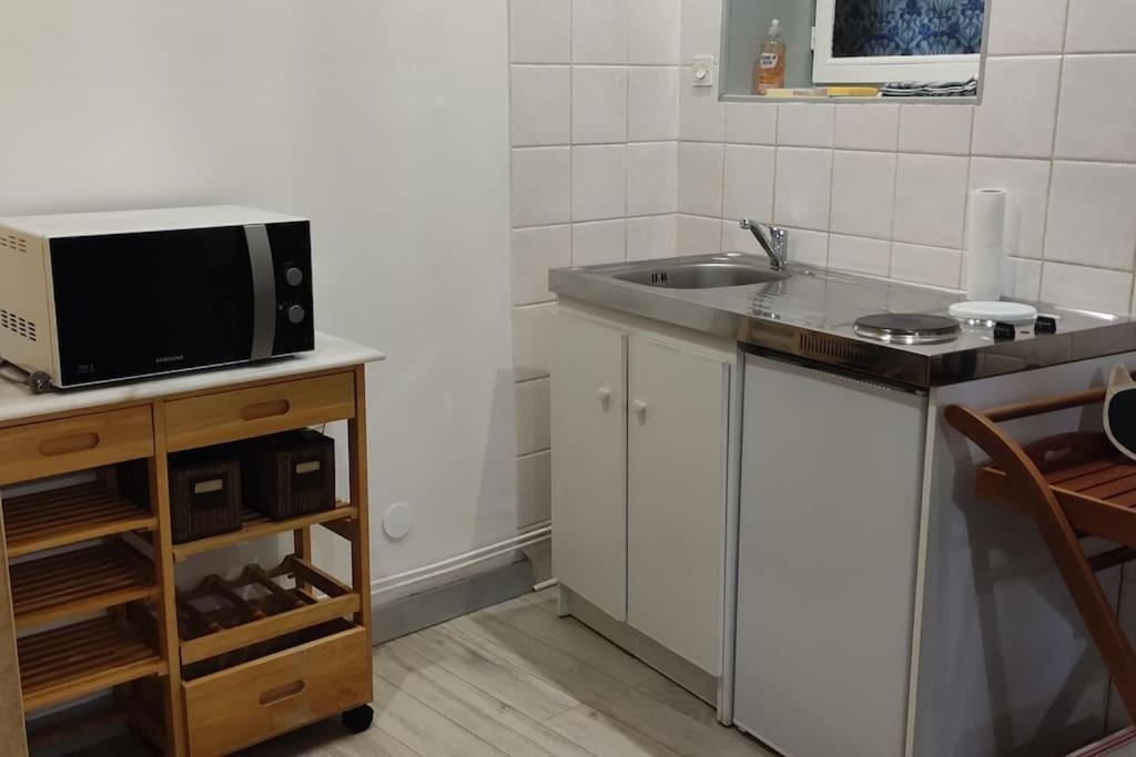 Appartement Cosy A 2 Pas Des Rues Pietonnes Chalon-sur-Saône Exterior foto